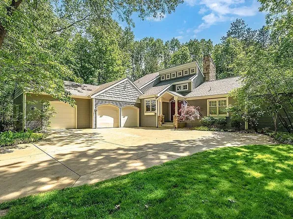 7234 S 8th St, Kalamazoo, MI 49009