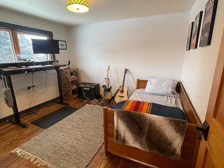 3800 S Meadow Dr — Photo 10
