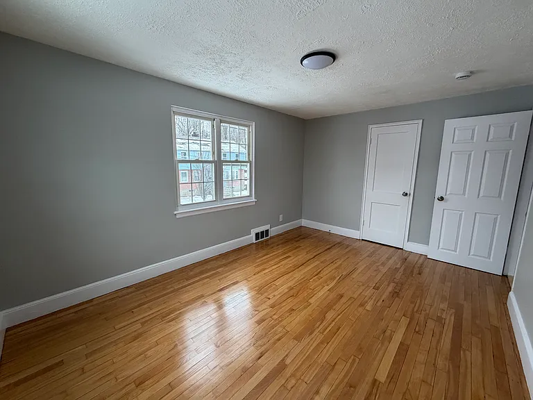 3 Mamelon Cir #2 — Photo 9