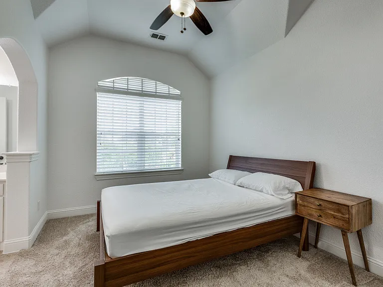 13225 Courtney Dr — Photo 31