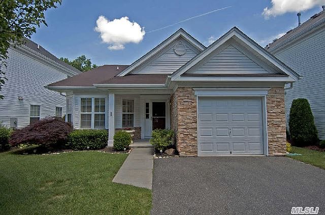 1st image of 304 Birchwood Park Dr
