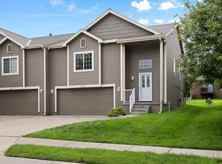 16303 Camden Ave, Omaha, NE 68116
