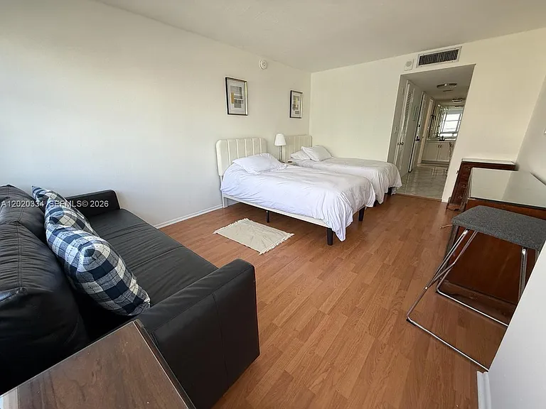 6039 Collins Ave #1236 — Photo 10