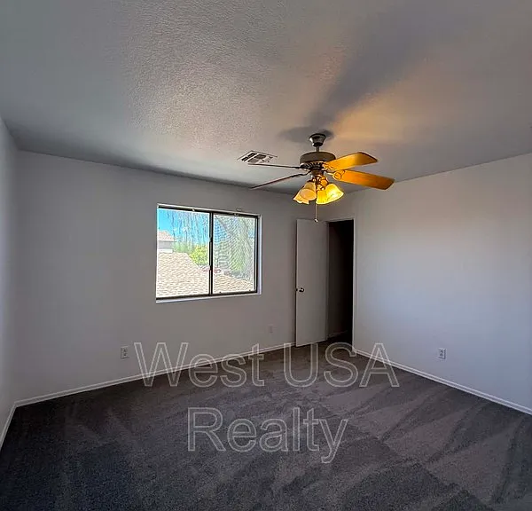 1261 E Dust Devil Dr — Photo 18
