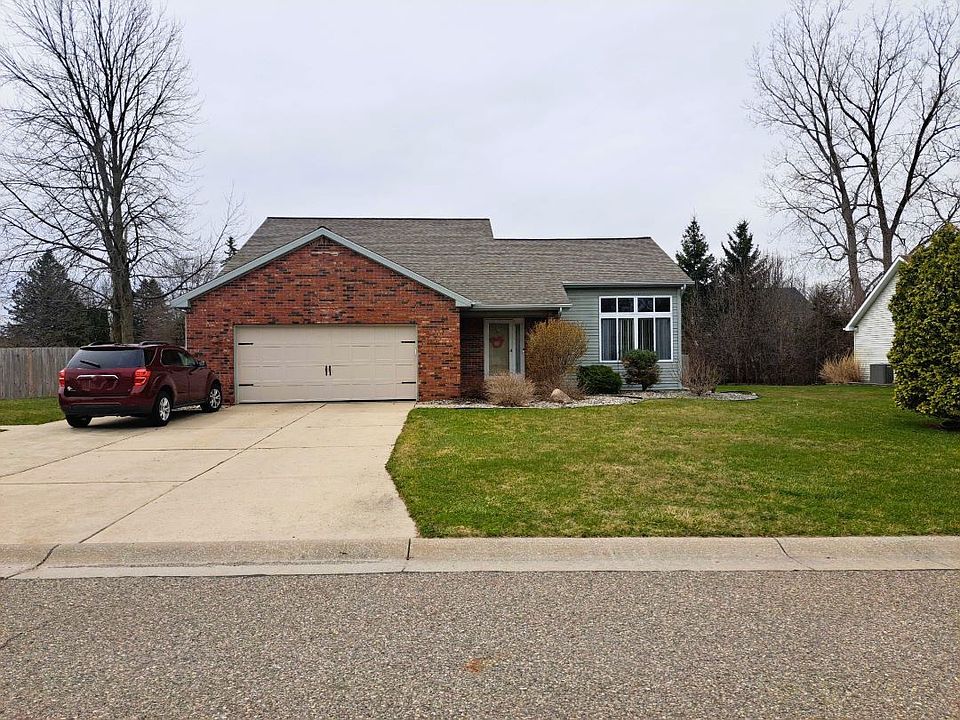 1st image of 1510 Newcastle Dr