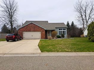 1510 Newcastle Dr, Davison, MI