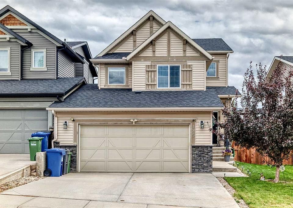 1st image of 125 W Ranch Rise