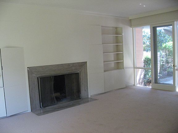 2nd image of 90 Almendral Ave