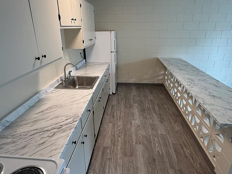 Fernmar Apartments — Photo 6