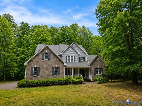 1026 Ruffin Mill Pl, South Chesterfield, VA 23834