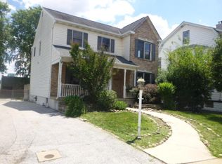 2110 Academy Ave, Holmes, PA 19043