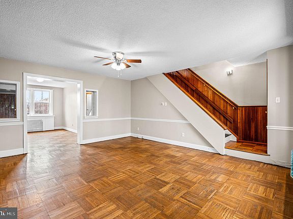 4th image of 261 N Wycombe Ave