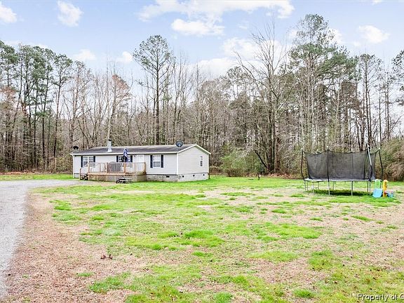 3rd image of 6891 Horseshoe Ln