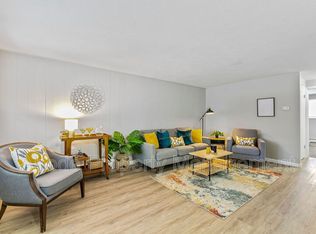 440 W 10th St, Loveland, CO 80537