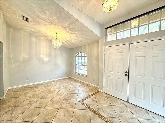4th image of 24319 Twin Lake Dr
