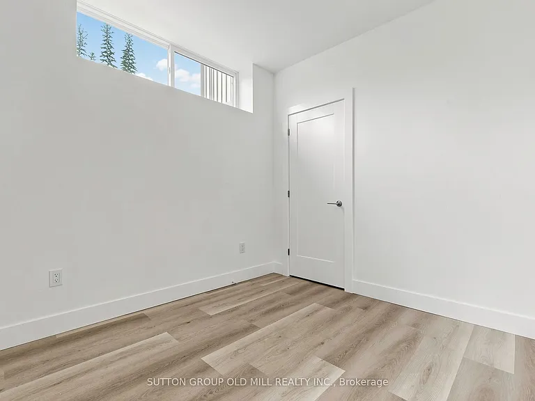 1925 Lawrence Ave W #1 — Photo 19