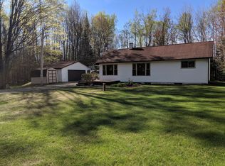 504 E Fischer Lake Pkwy, Niagara, WI 54151
