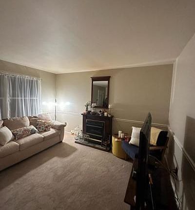 2nd image of 439 S Plum St