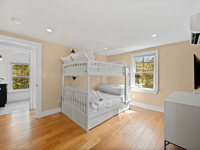 3715 Main Bayview Rd — Photo 8