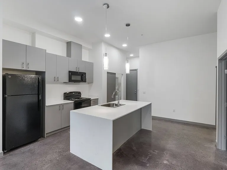 Serenity Apartments — Photo 109