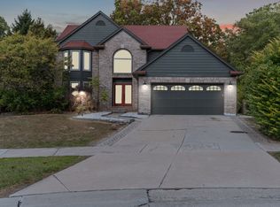 23931 Pointe Dr, Macomb, MI 48042