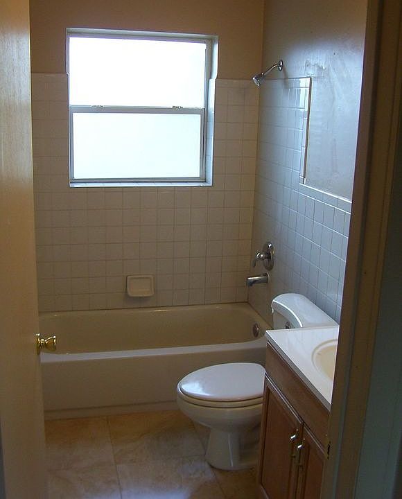 2nd image of 4684 SW 29th Ter