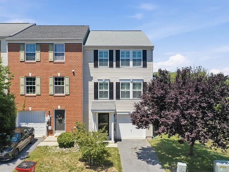 69 Carnegie Links Dr — Photo 2