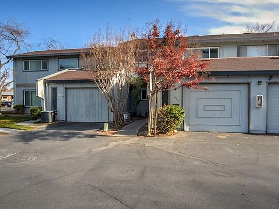 2nd image of 646 Knollwood Dr