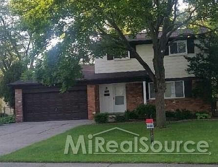 1st image of 28123 Fontana Dr