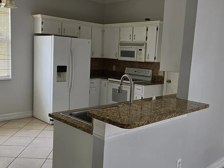 8751 Morrison Oaks Ct — Photo 7