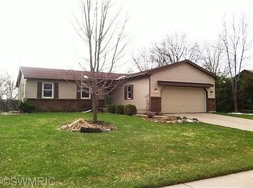3722 Arapaho Dr SW photo 1