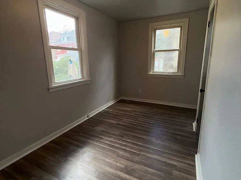 826 Collins St — Photo 29