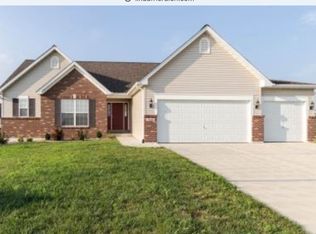 1344 Briar Path Ct, Columbia, IL 62236