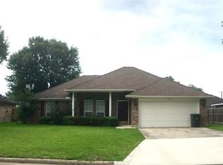 7310 Pleasant Bend Dr, Beaumont, TX 77708