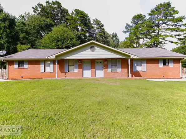 351 Freeport Dr, Lawrenceville, GA 30046