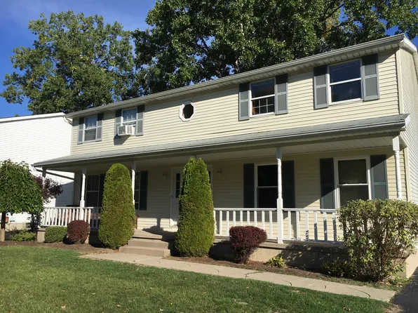 1328 Dangelo Dr #R, North Tonawanda, NY 14120