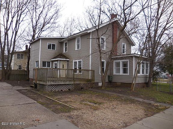 3rd image of 1001 Lane Blvd