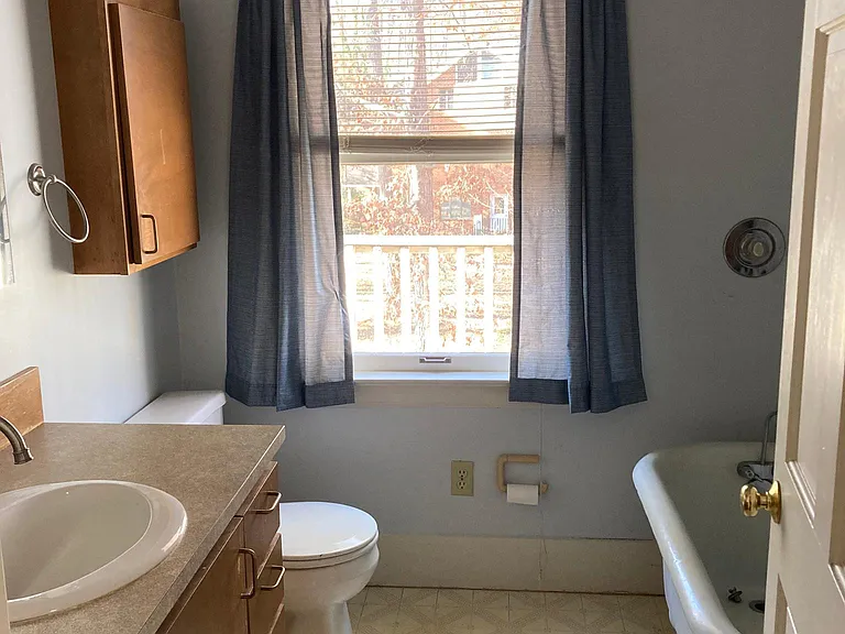 Academy Dr — Photo 13