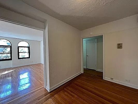 2nd image of 2728 Henry Hudson Pkwy APT B22