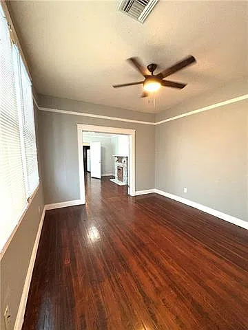 3 bed, 1.0 bath, 1020 sqft, $1,650 — Photo 3