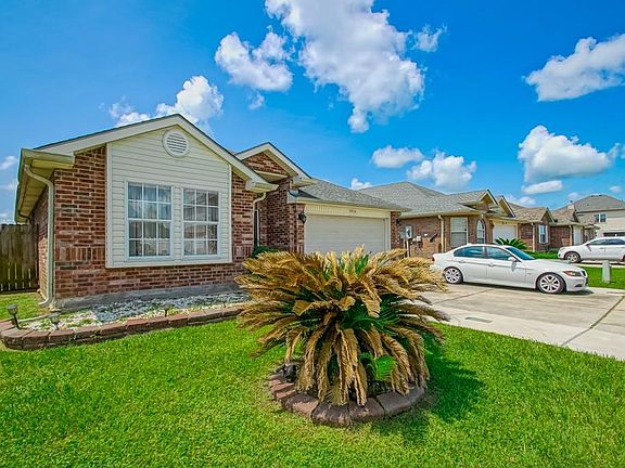 3rd image of 2316 Penndale Ln