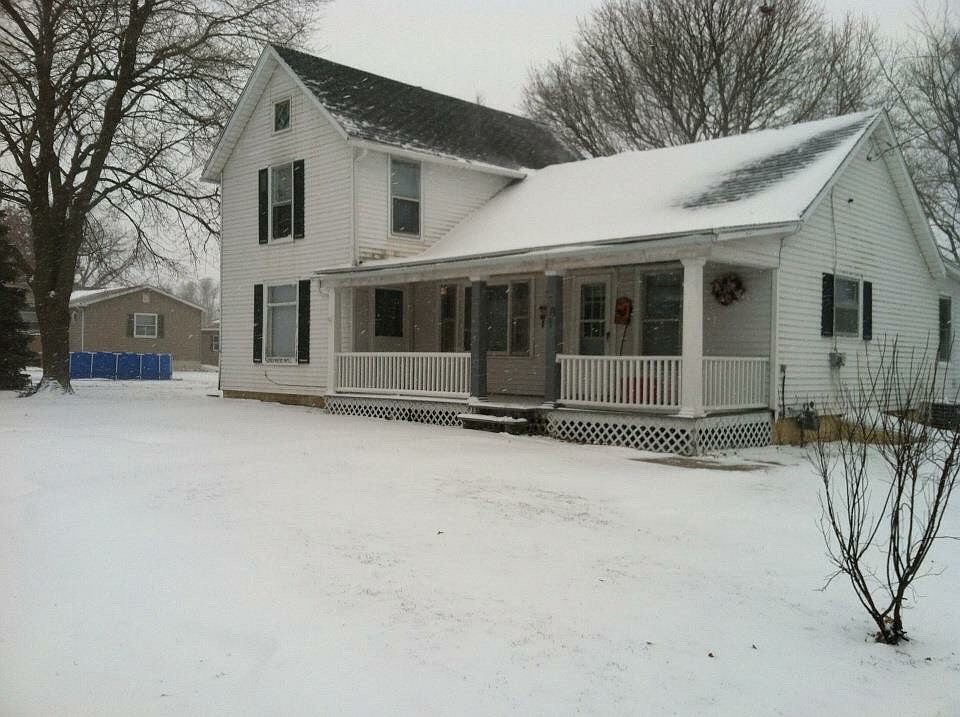 2nd image of 301 S 8th Ave