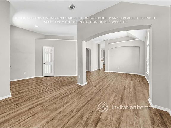 5th image of 10009 Chadbourne Rd