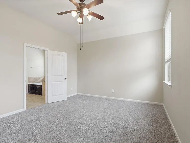 11306 Misty Willow Ln — Photo 16