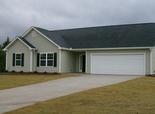 404 Wallace Cir, Carrollton, GA 30117