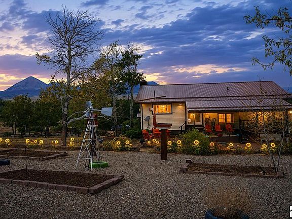 4th image of 1005 Huajatolla Valley Estates Dr