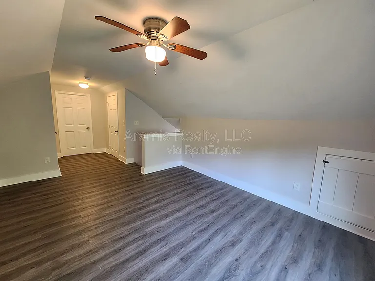 2663 Blount St — Photo 12