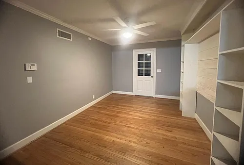 1 Lakeshore Dr Photo 1