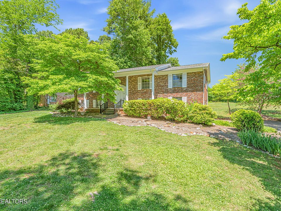 1st image of 9309 Gulf Park Dr