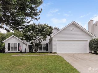 8342 Vermilion Dr, Charlotte, NC 28215